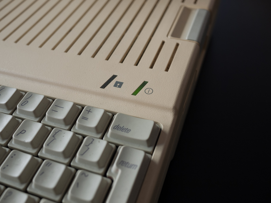 apple ][c image